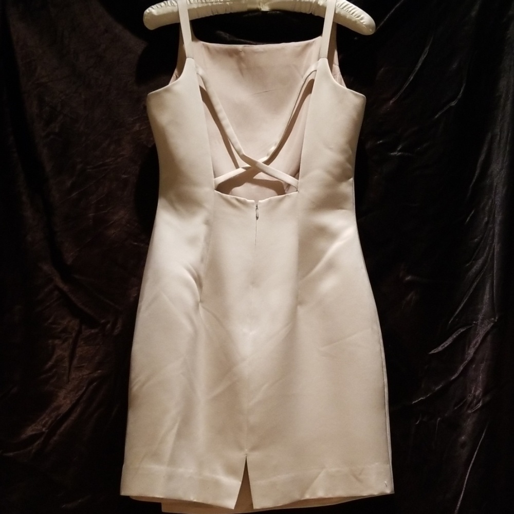 Dress - Picture 2 of 2